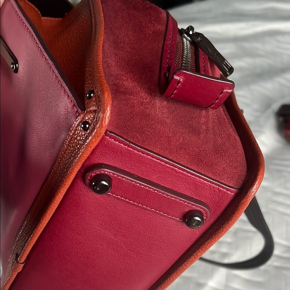 Like new Coach Dreamer Colorblock tote with glove-tanned leather and suede - Picture 11 of 16